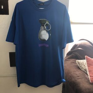 The hundreds tshirt size XL men’s